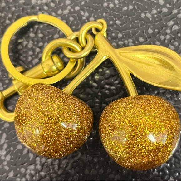 Accessories - Gold Glitter Cherry Keychain